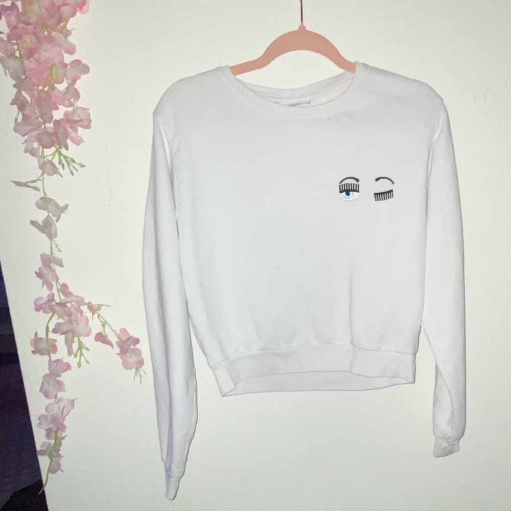 COPY - Chiara Ferragni Sweater and sneakers bundle 😉